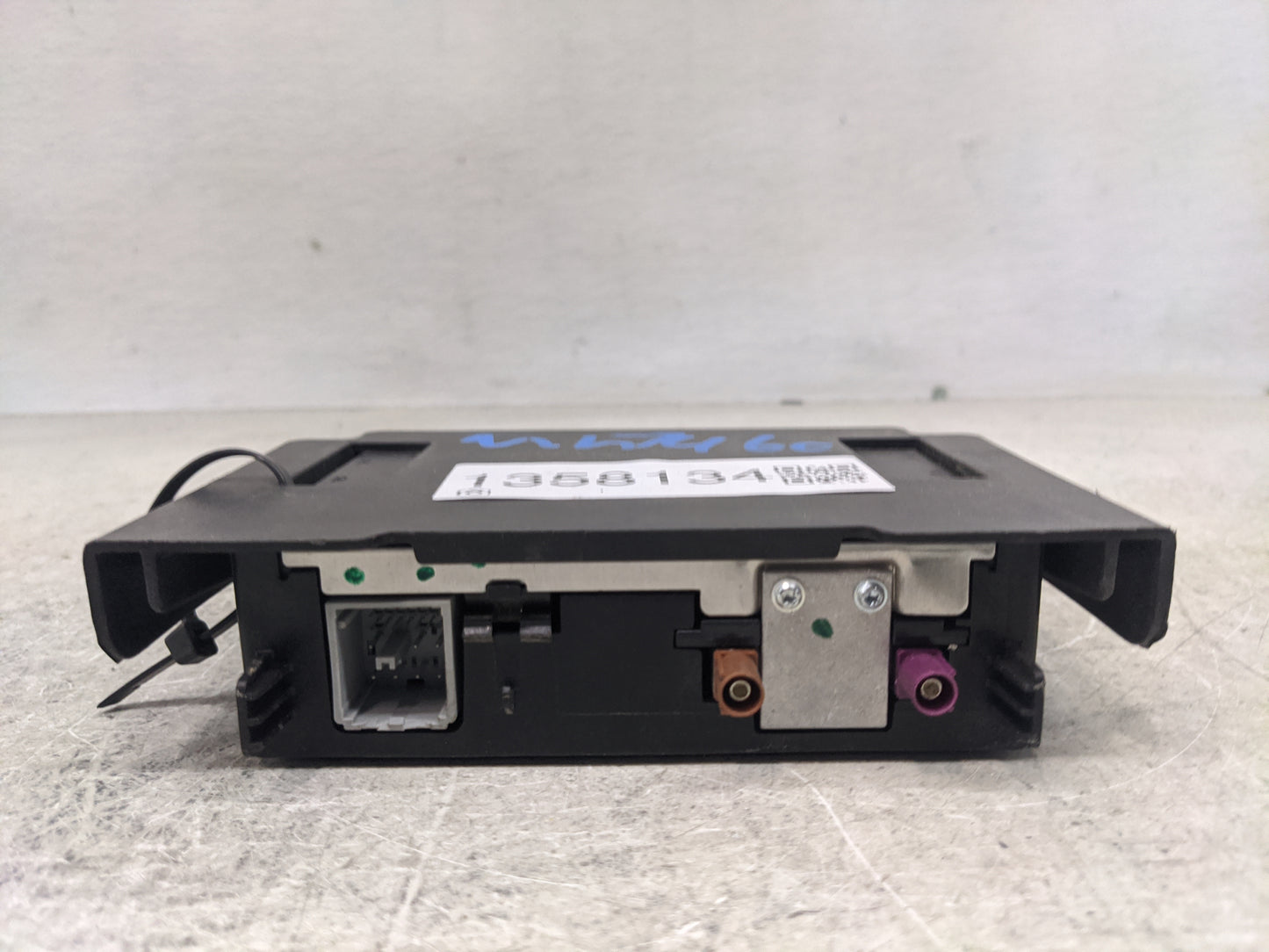 2020-2022 Chevrolet Equinox Telematics Control Module 84932506 - Oemusedautoparts1.com