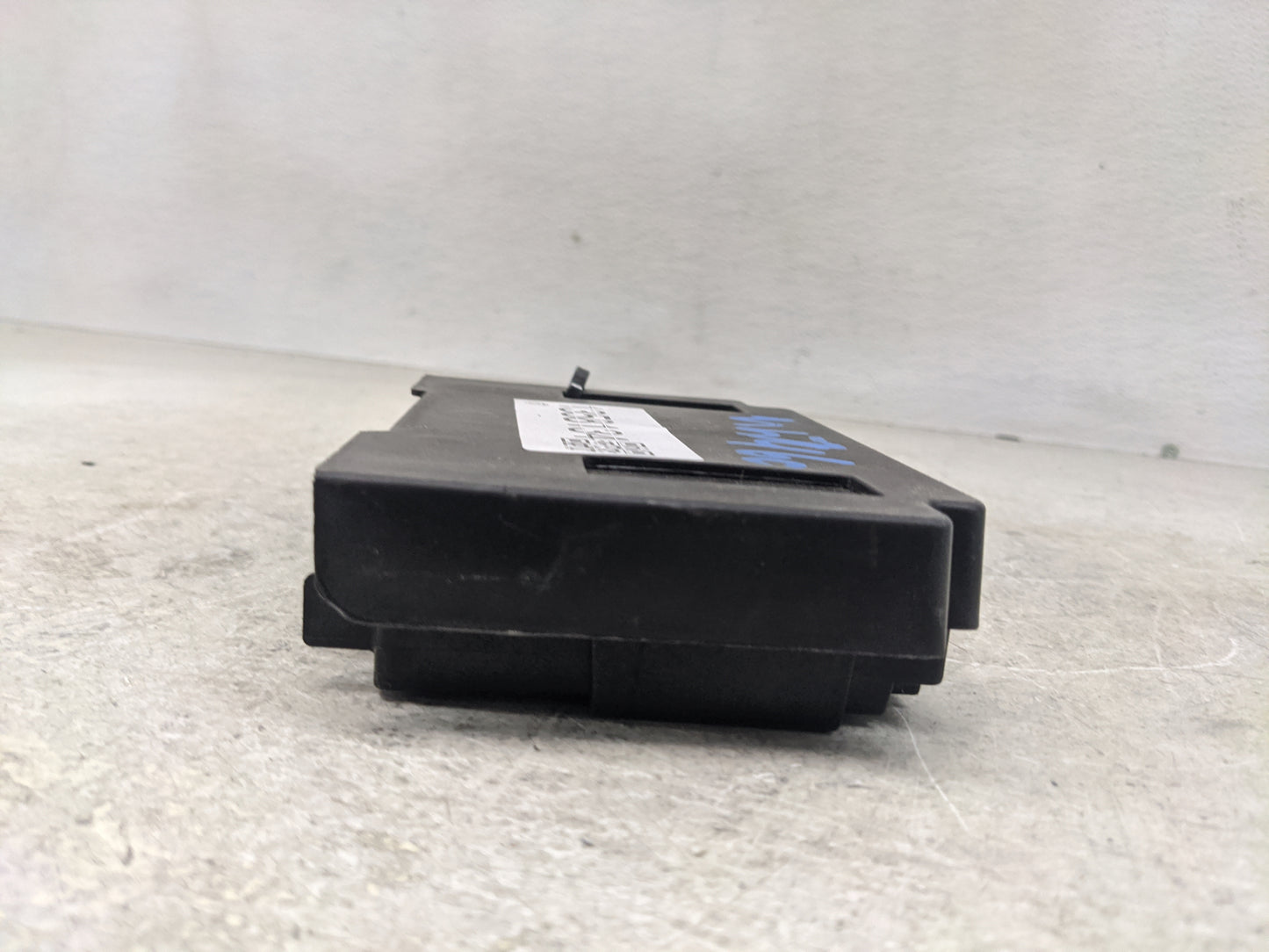 2020-2022 Chevrolet Equinox Telematics Control Module 84932506 - Oemusedautoparts1.com