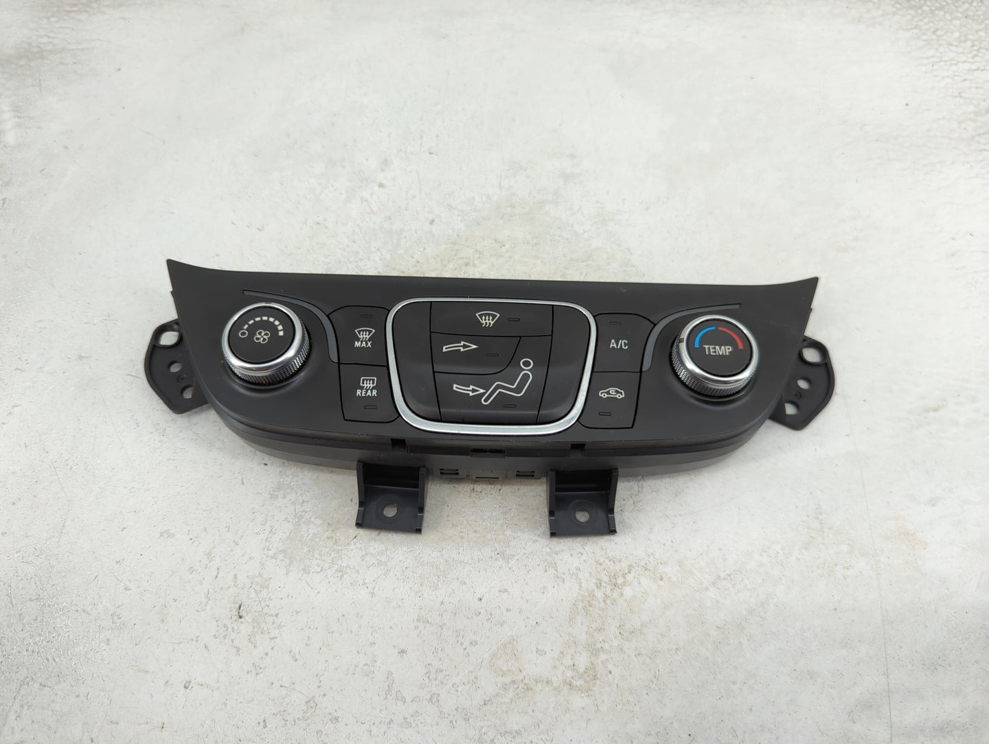 2019-2021 Chevrolet Equinox Climate Control Module Temperature AC/Heater Replacement P/N:84422503 Fits Fits 2019 2020 2021 O