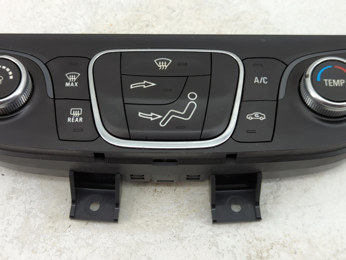 2019-2021 Chevrolet Equinox Climate Control Module Temperature AC/Heater Replacement P/N:84422503 Fits Fits 2019 2020 2021 O