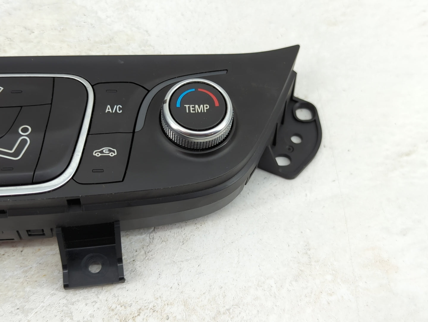2019-2021 Chevrolet Equinox Climate Control Module Temperature AC/Heater Replacement P/N:84422503 Fits Fits 2019 2020 2021 O