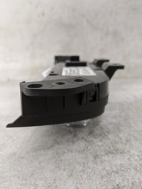 2019-2021 Chevrolet Equinox Climate Control Module Temperature AC/Heater Replacement P/N:84612975 737020000000000X Fits OEM 