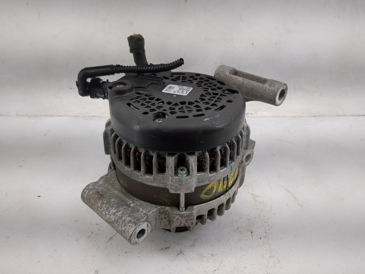 2018-2022 Chevrolet Equinox Alternator Replacement Generator Charging Assembly Engine OEM P/N:0 126 312 191 13535009 Fits OE