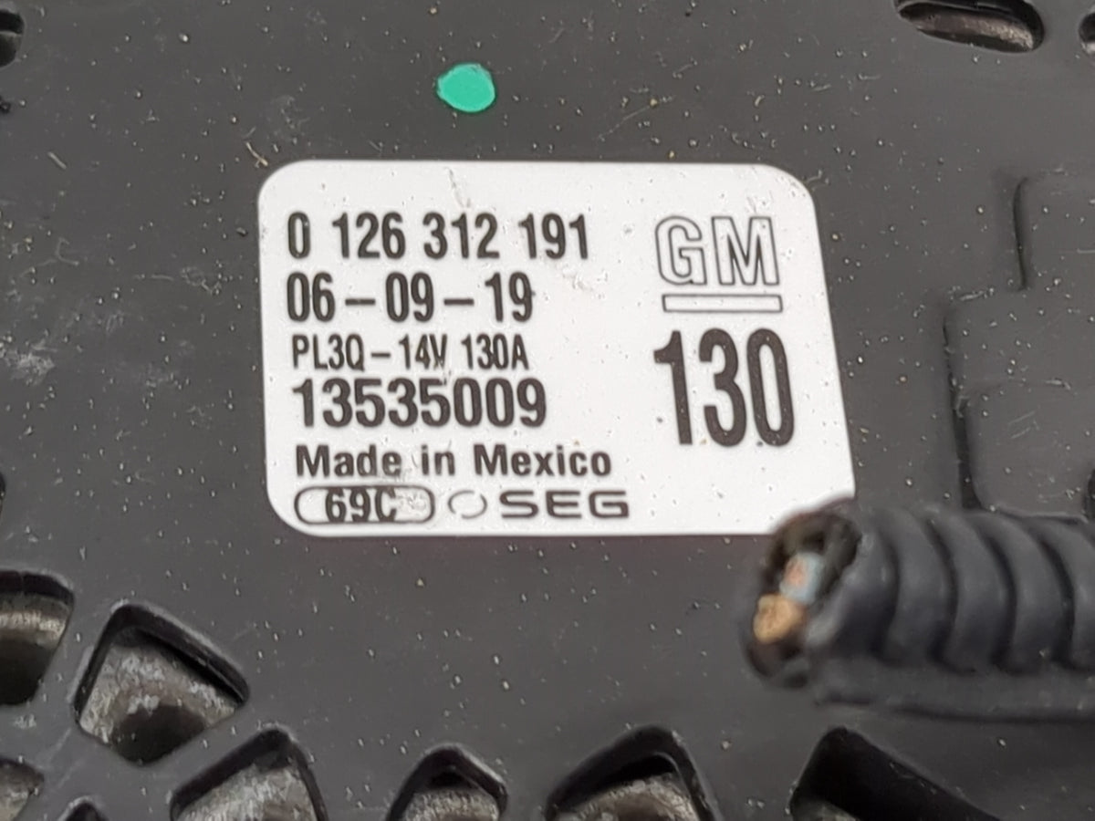 2018-2022 Chevrolet Equinox Alternator Replacement Generator Charging Assembly Engine OEM P/N:0 126 312 191 13535009 Fits OE