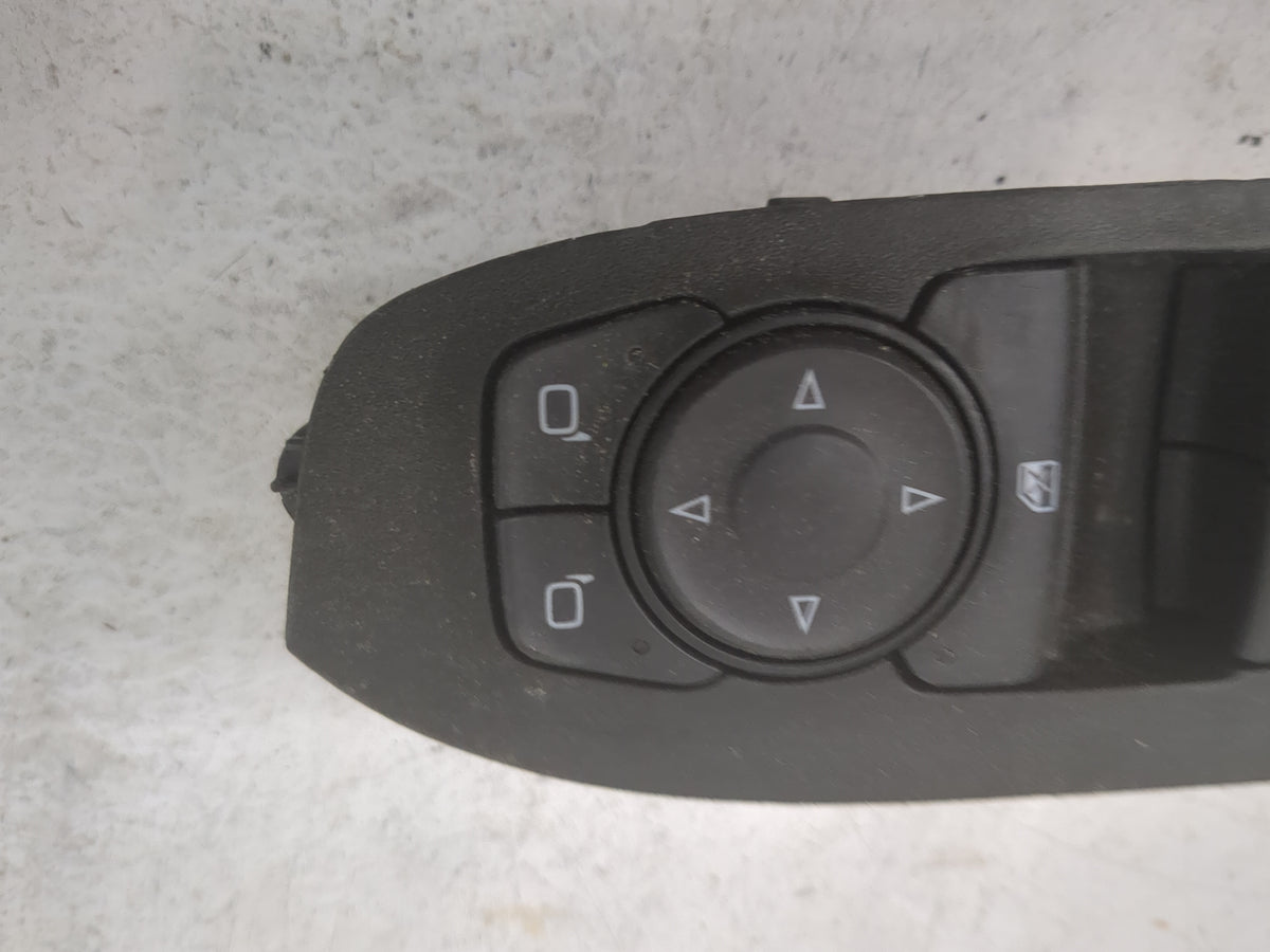 2018-2022 Chevrolet Equinox Master Power Window Switch Replacement Driver Side Left P/N:84513464 D1A149A Fits OEM Used Auto 