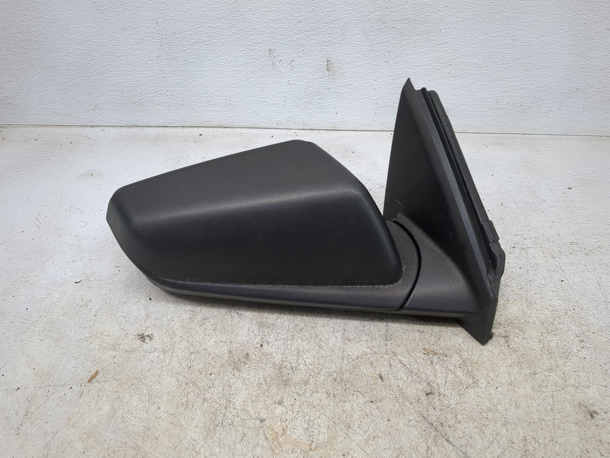 2018-2022 Chevrolet Equinox Passenger Side View Mirror - Right Door Mirror OEM Used - Oemusedautoparts1.com