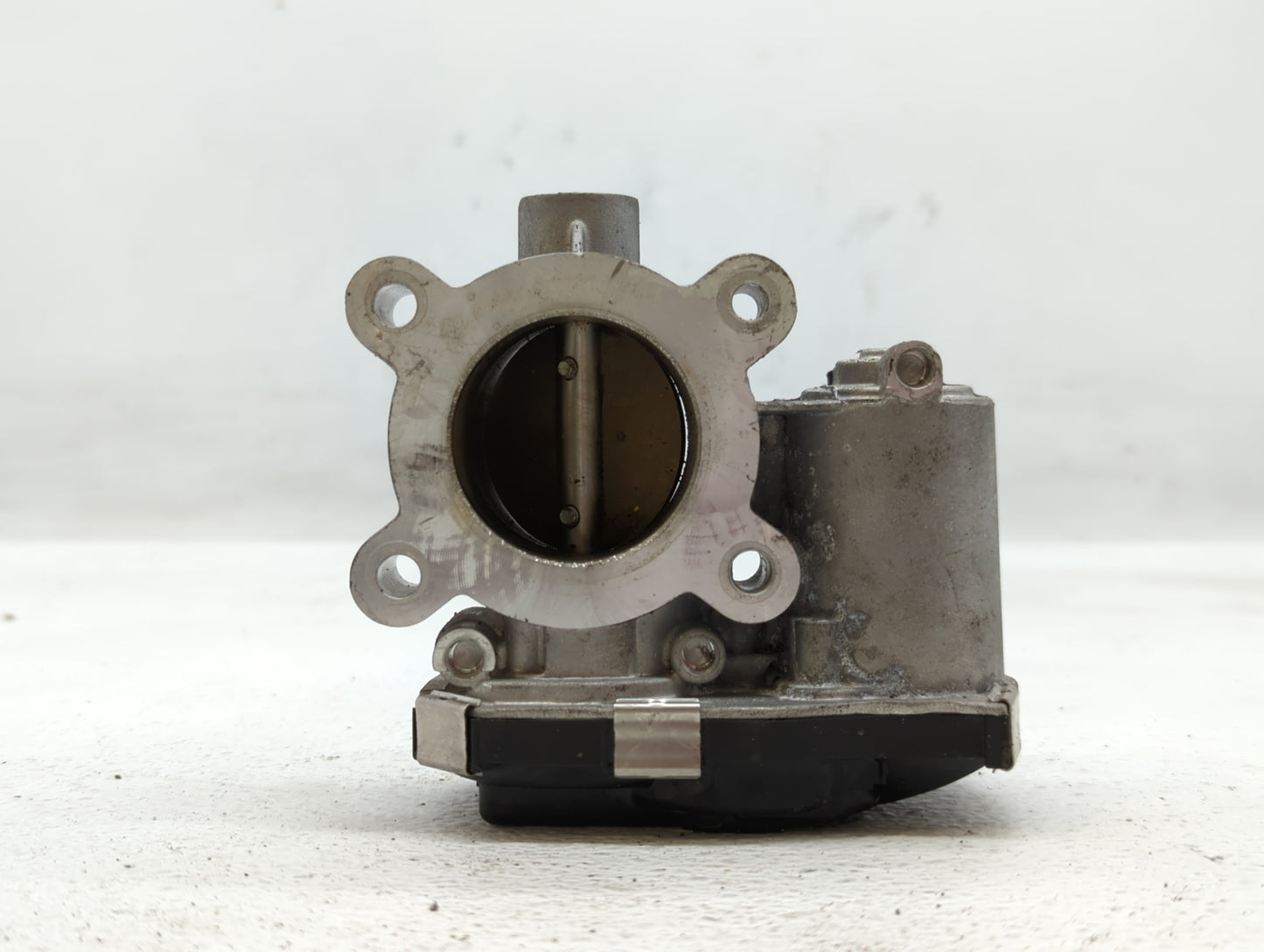 2018-2022 Chevrolet Equinox Throttle Body P/N:12671379AA Fits Fits 2016 2017 2018 2019 2020 2021 2022 OEM Used Auto Parts - 