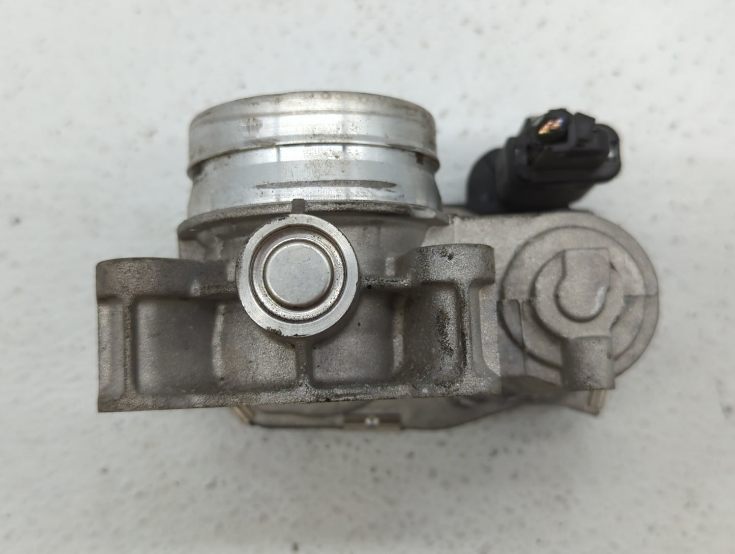 2018-2022 Chevrolet Equinox Throttle Body P/N:12671379AA Fits Fits 2016 2017 2018 2019 2020 2021 2022 OEM Used Auto Parts - 