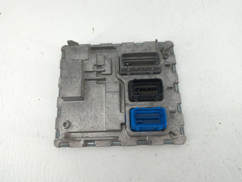 compare product 2020-2022 Chevrolet Equinox PCM Engine Control Computer ECU ECM PCU OEM P/N:12710140 Fits Fits 2020 2021 2022 OEM Used Auto Parts
