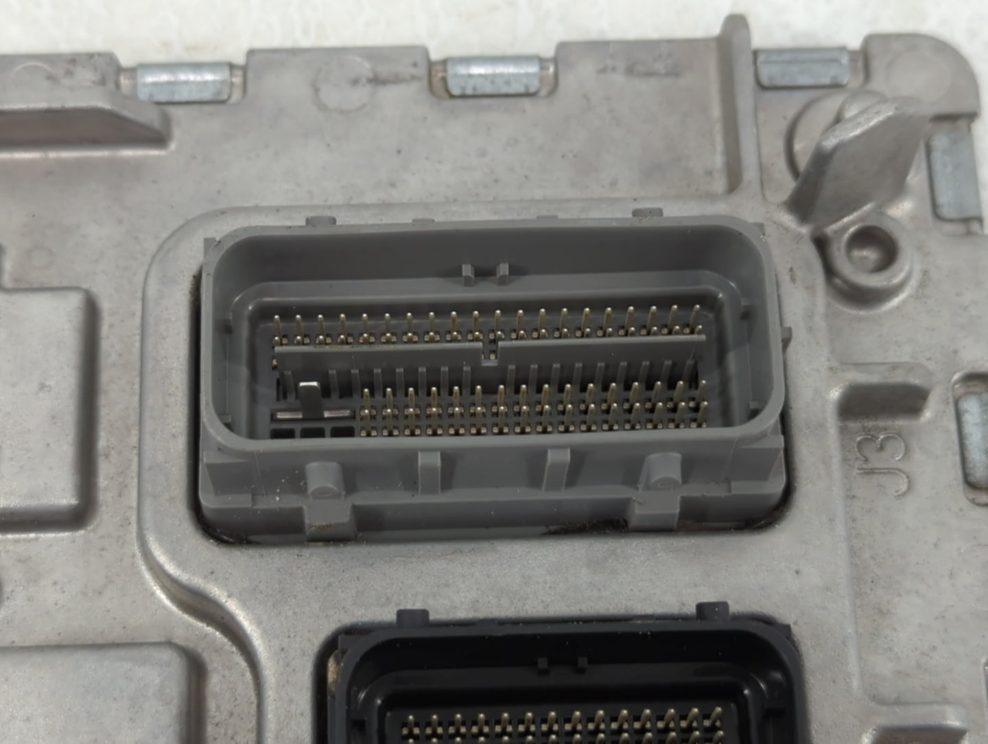 2020-2022 Chevrolet Equinox PCM Engine Control Computer ECU ECM PCU OEM P/N:12710140 Fits Fits 2020 2021 2022 OEM Used Auto 