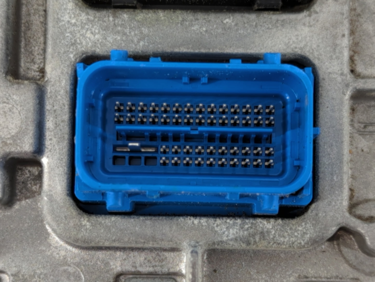 2020-2022 Chevrolet Equinox PCM Engine Control Computer ECU ECM PCU OEM P/N:12710140 Fits Fits 2020 2021 2022 OEM Used Auto 