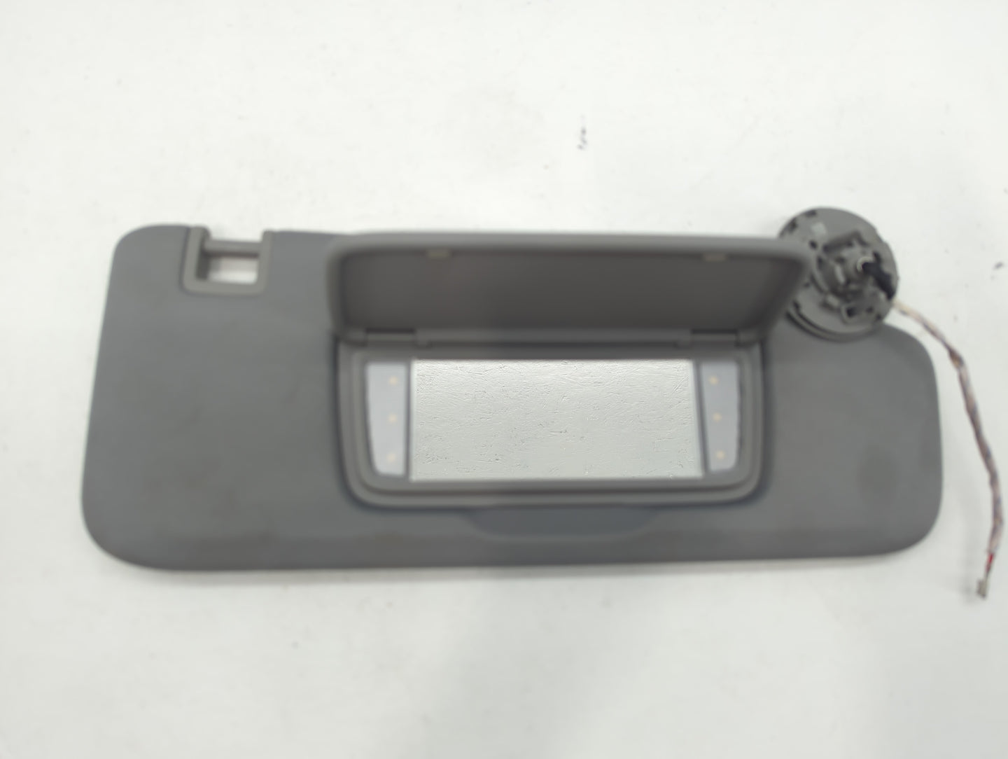 2020-2022 Chevrolet Equinox Sun Visor Shade Replacement Passenger Right Mirror Fits Fits 2020 2021 2022 OEM Used Auto Parts 