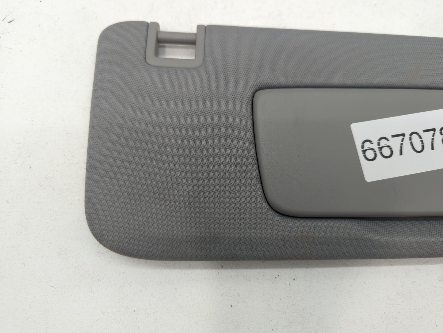 2020-2022 Chevrolet Equinox Sun Visor Shade Replacement Passenger Right Mirror Fits Fits 2020 2021 2022 OEM Used Auto Parts 