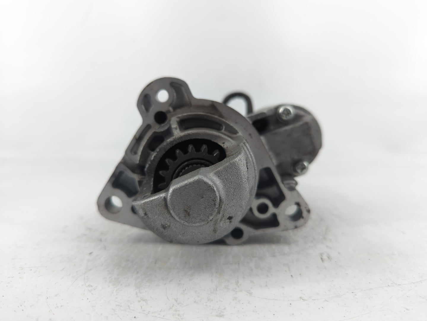 2018-2022 Chevrolet Equinox Car Starter Motor Solenoid OEM P/N:12690481 Fits Fits 2017 2018 2019 2020 2021 2022 OEM Used Aut