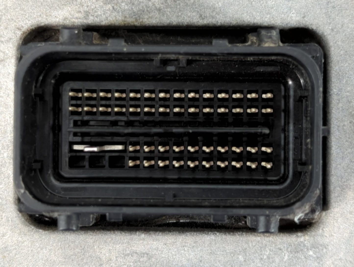 2020-2022 Chevrolet Equinox PCM Engine Control Computer ECU ECM PCU OEM P/N:12717886 Fits Fits 2020 2021 2022 OEM Used Auto 