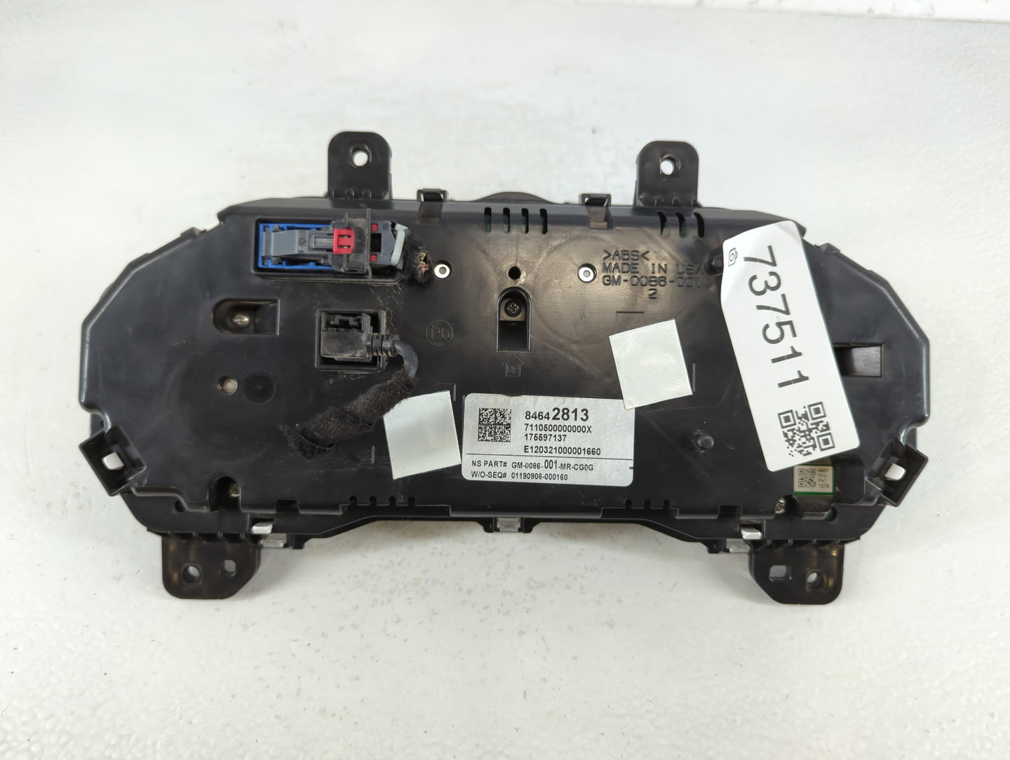 2019-2022 Chevrolet Equinox Instrument Cluster Speedometer Gauges P/N:84642813 Fits Fits 2019 2020 2021 2022 OEM Used Auto P