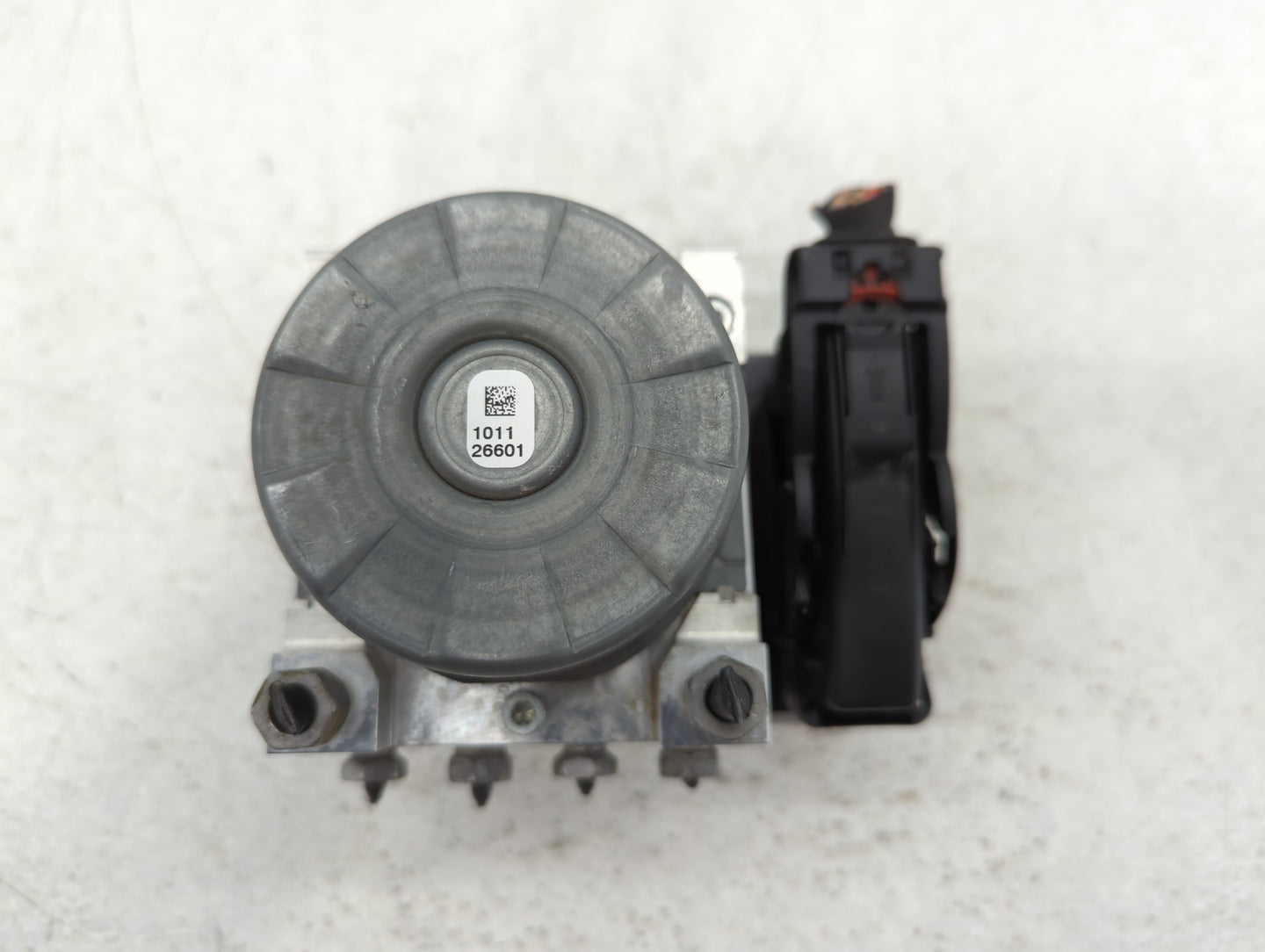 2020-2022 Chevrolet Equinox ABS Pump Control Module Replacement P/N:84875566 Fits Fits 2020 2021 2022 OEM Used Auto Parts - 