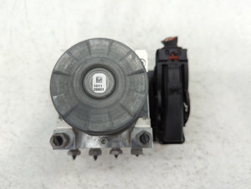 2020-2022 Chevrolet Equinox ABS Pump Control Module Replacement P/N:84875566 Fits Fits 2020 2021 2022 OEM Used Auto Parts