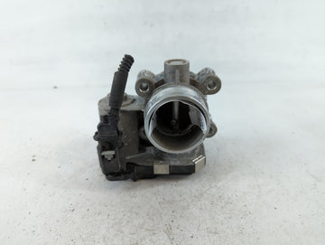 2018-2022 Chevrolet Equinox Throttle Body P/N:12671379AA Fits Fits 2016 2017 2018 2019 2020 2021 2022 OEM Used Auto Parts - 