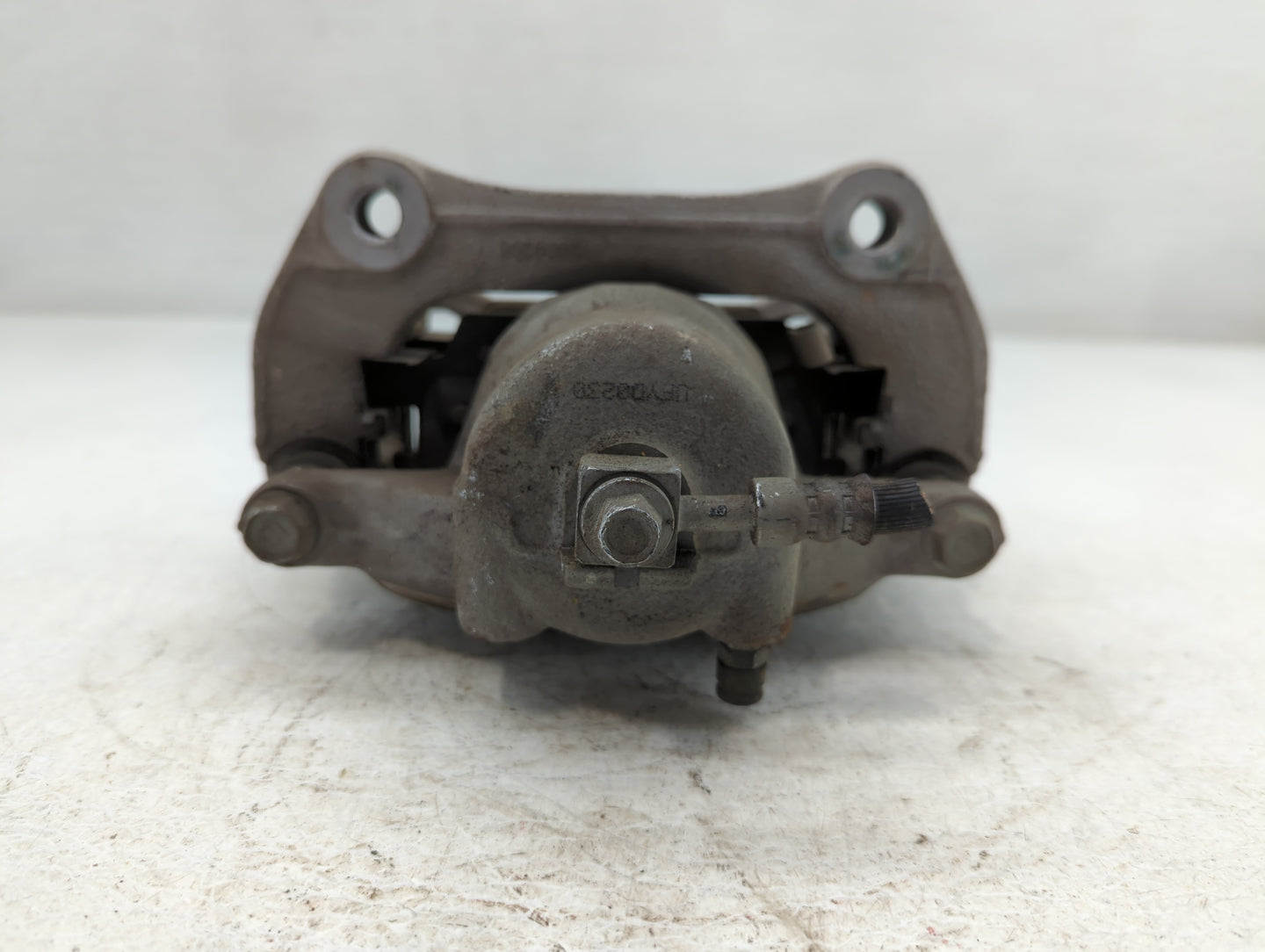 2021 Chevrolet Equinox Front Driver Left Brake Caliper - Oemusedautoparts1.com