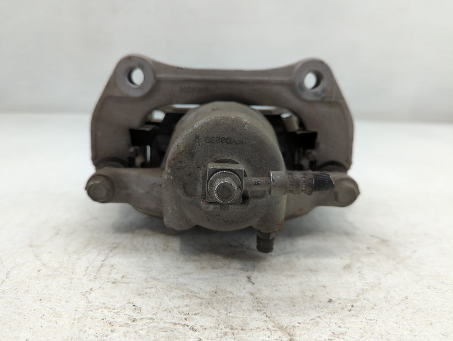2021 Chevrolet Equinox Front Driver Left Brake Caliper - Oemusedautoparts1.com