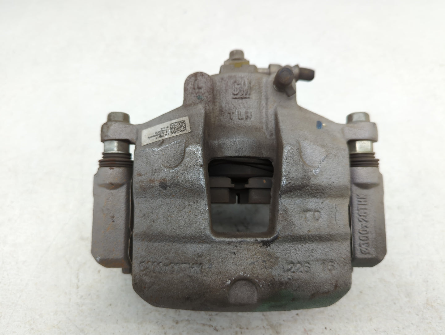 2021 Chevrolet Equinox Front Driver Left Brake Caliper - Oemusedautoparts1.com