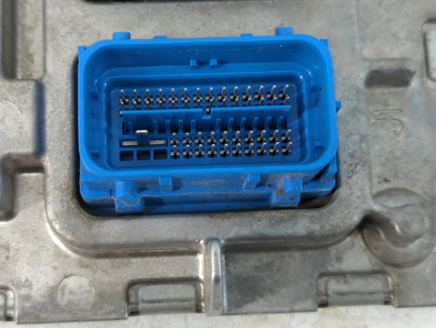 2020-2022 Chevrolet Equinox PCM Engine Control Computer ECU ECM PCU OEM P/N:12710140 Fits Fits 2020 2021 2022 OEM Used Auto 