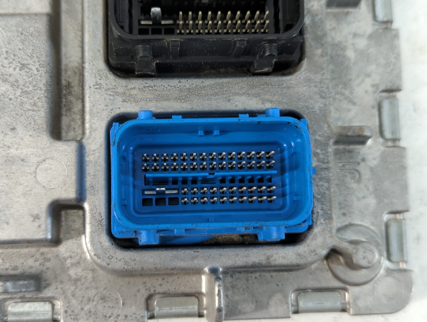 2020-2022 Chevrolet Equinox PCM Engine Control Computer ECU ECM PCU OEM P/N:12710140 Fits Fits 2020 2021 2022 OEM Used Auto 