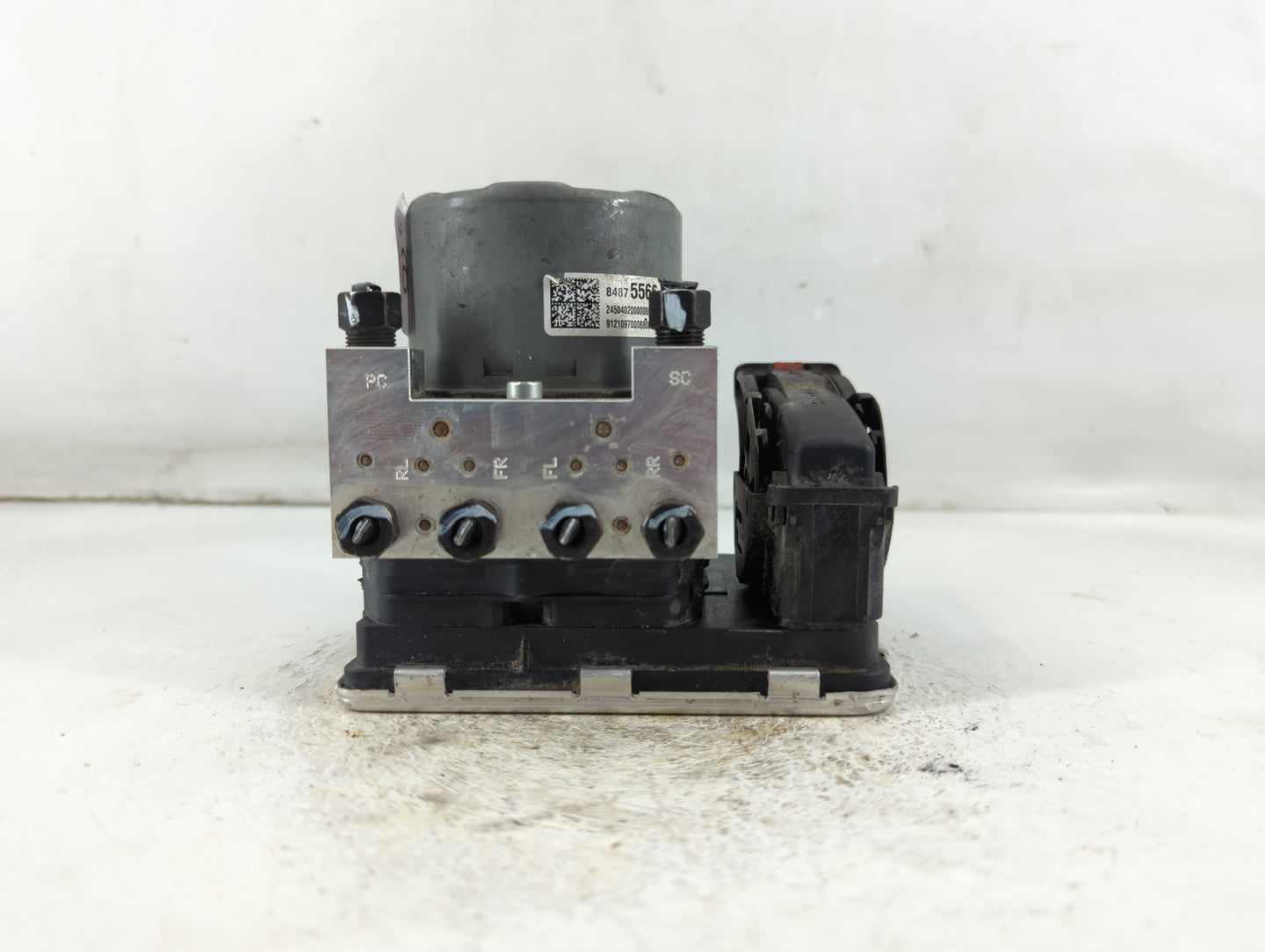 2020-2022 Chevrolet Equinox ABS Pump Control Module Replacement P/N:84875566 Fits Fits 2020 2021 2022 OEM Used Auto Parts - 