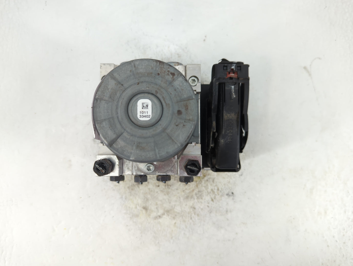 2020-2022 Chevrolet Equinox ABS Pump Control Module Replacement P/N:84875566 Fits Fits 2020 2021 2022 OEM Used Auto Parts - 