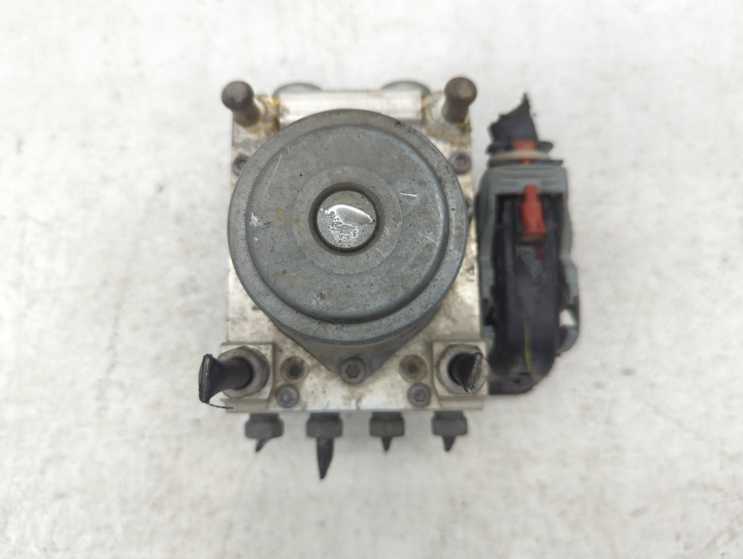2018-2021 Chevrolet Express 2500 ABS Pump Control Module Replacement P/N:84575020 Fits Fits 2018 2019 2020 2021 OEM Used Aut