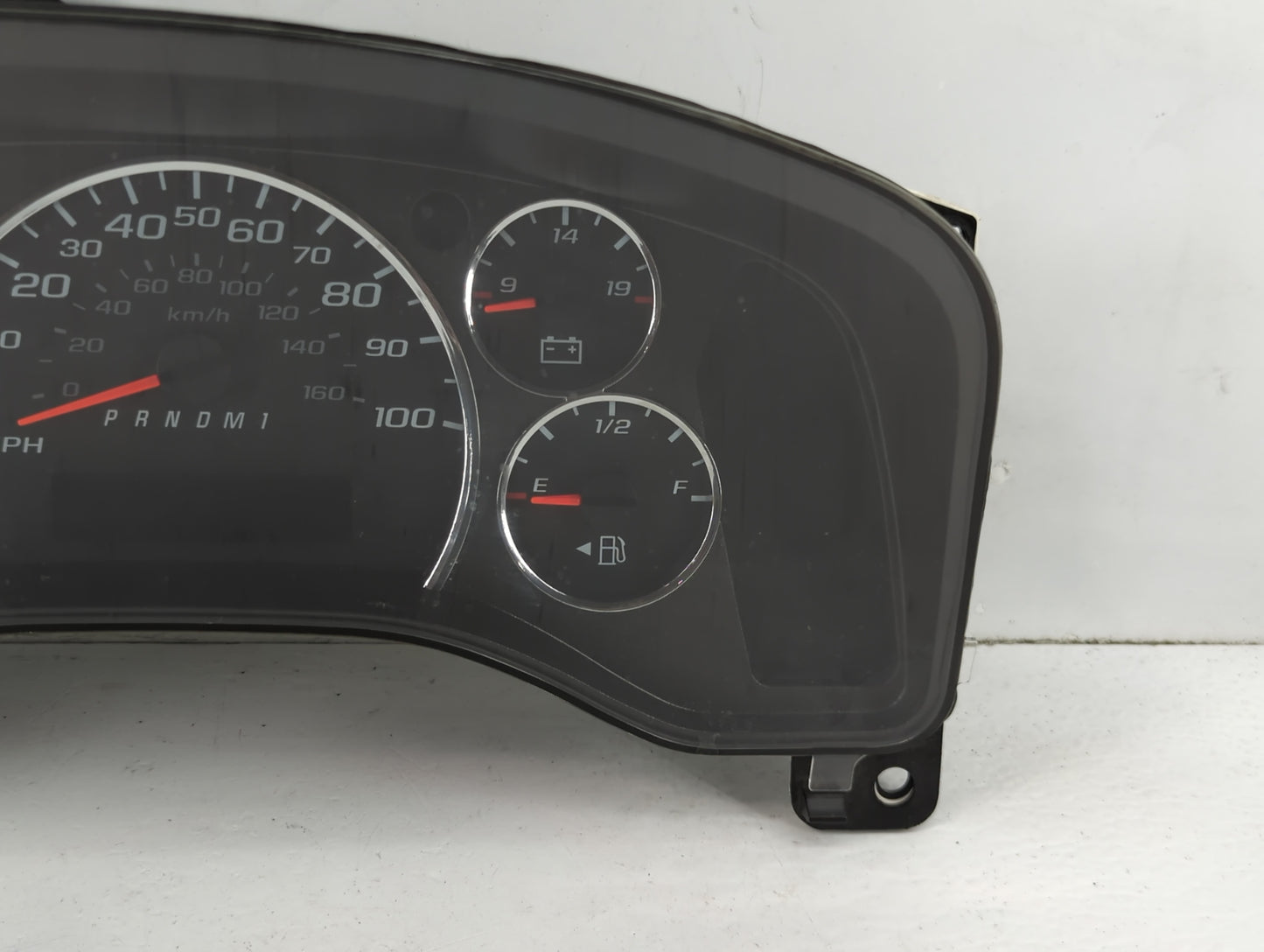 2021 Chevrolet Express 2500 Instrument Cluster Speedometer Gauges P/N:84688155 Fits OEM Used Auto Parts - Oemusedautoparts1.