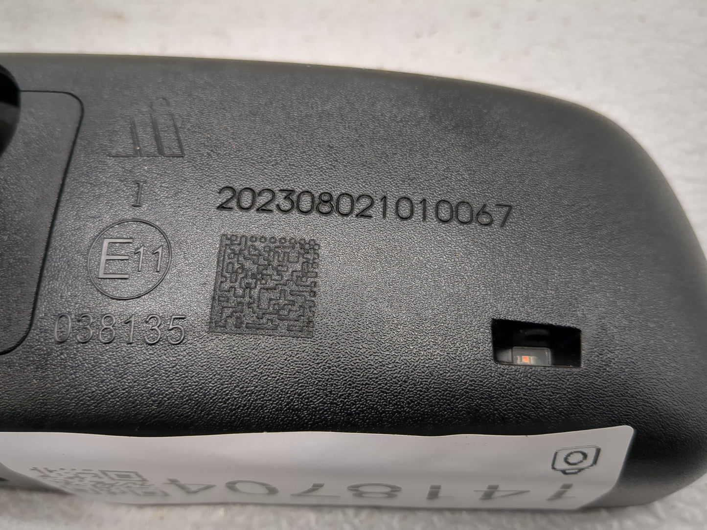 2013-2021 Chevrolet Express 2500 Interior Rear View Mirror Replacement OEM P/N:E11038135 Fits OEM Used Auto Parts - Oemuseda