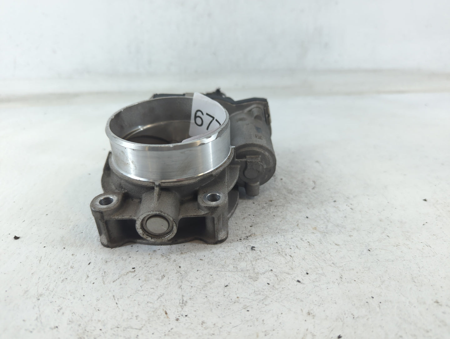 2021 Chevrolet Express 2500 Throttle Body P/N:12676296AA Fits Fits 2016 2017 2018 2019 2020 2022 OEM Used Auto Parts - Oemus