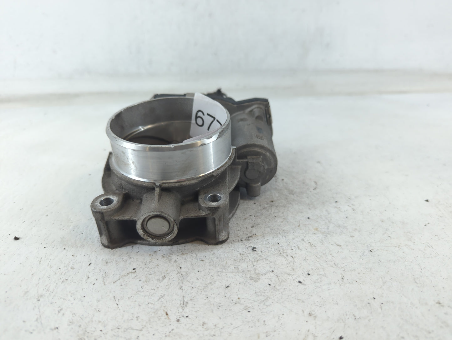 2021 Chevrolet Express 2500 Throttle Body P/N:12676296AA Fits Fits 2016 2017 2018 2019 2020 2022 OEM Used Auto Parts - Oemus