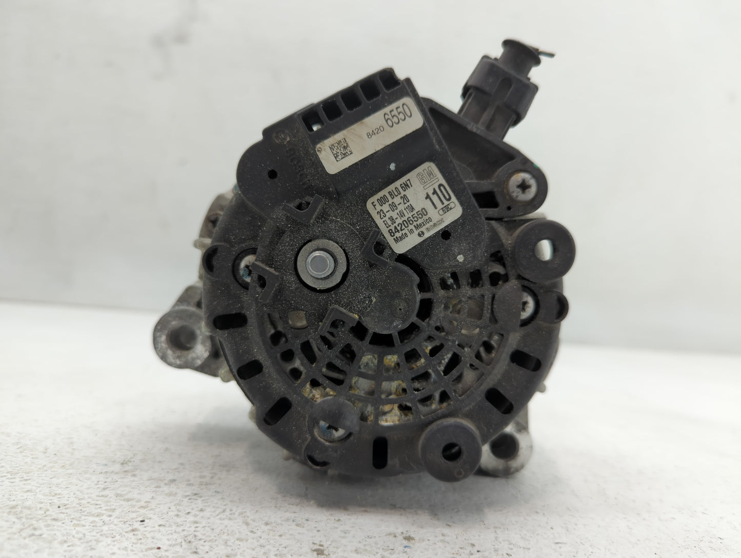 2016-2021 Chevrolet Express 2500 Alternator Replacement Generator Charging Assembly Engine OEM P/N:84206550 Fits OEM Used Au