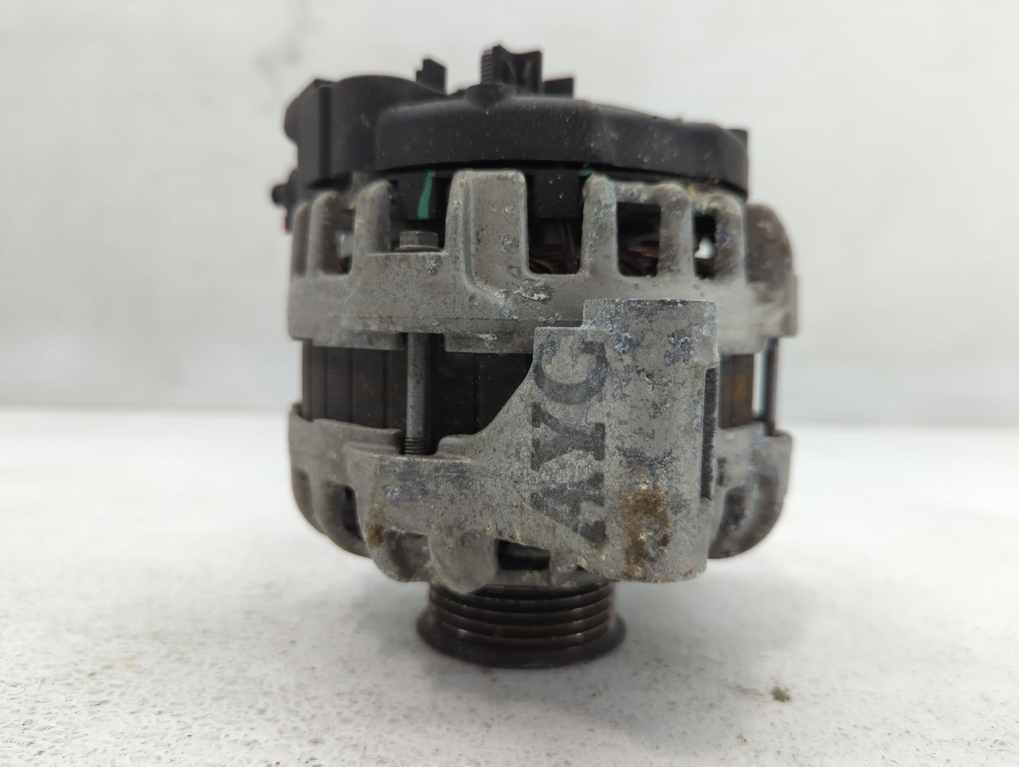 2016-2021 Chevrolet Express 2500 Alternator Replacement Generator Charging Assembly Engine OEM P/N:84206550 Fits OEM Used Au