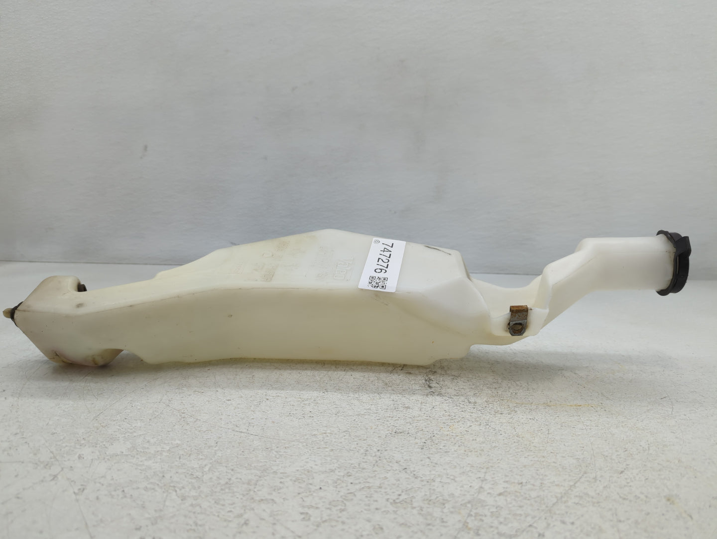 2003 Chevrolet Express 2500 Windshield Washer Fluid Reservoir Bottle Oem - Oemusedautoparts1.com