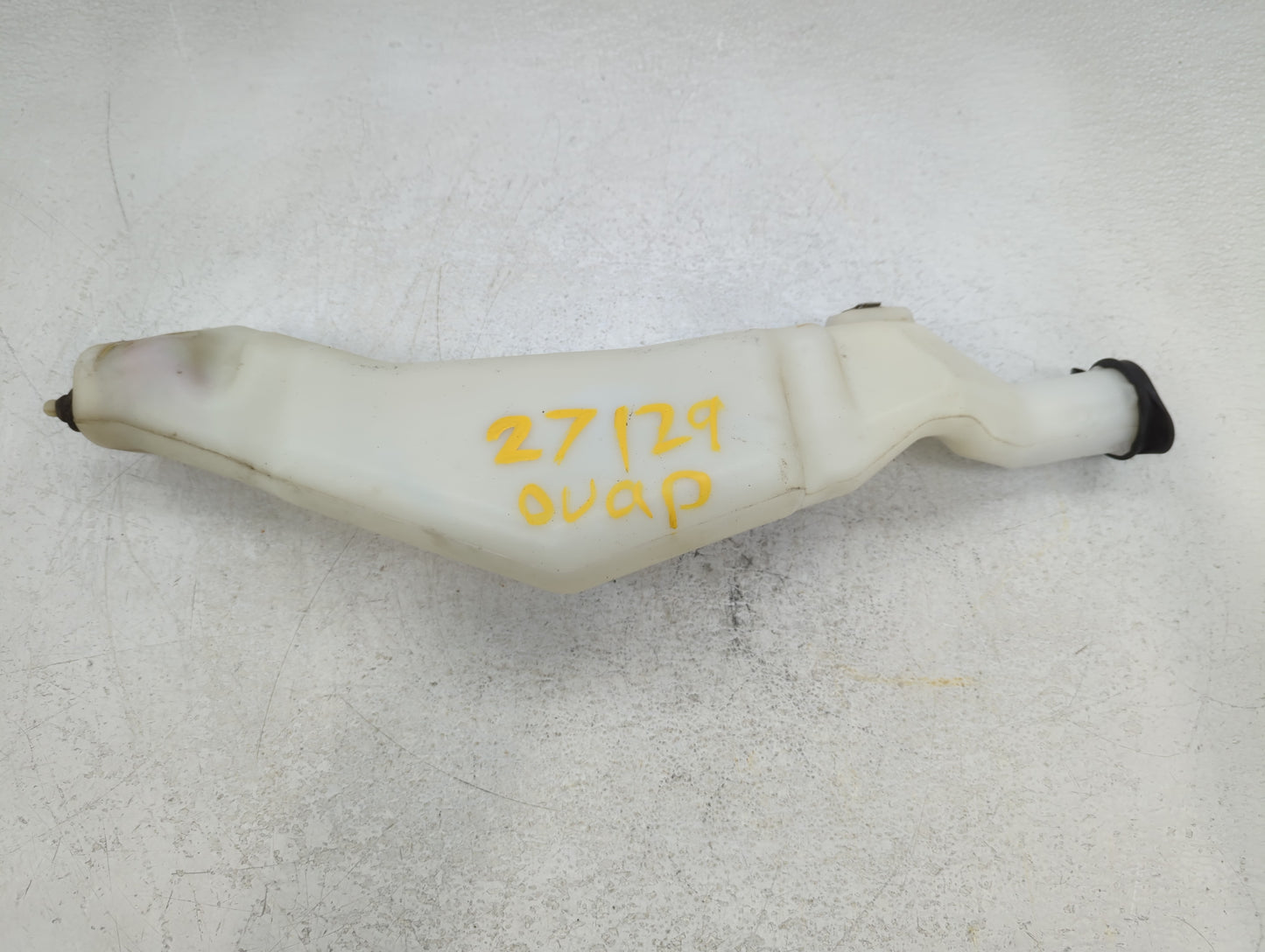2003 Chevrolet Express 2500 Windshield Washer Fluid Reservoir Bottle Oem - Oemusedautoparts1.com