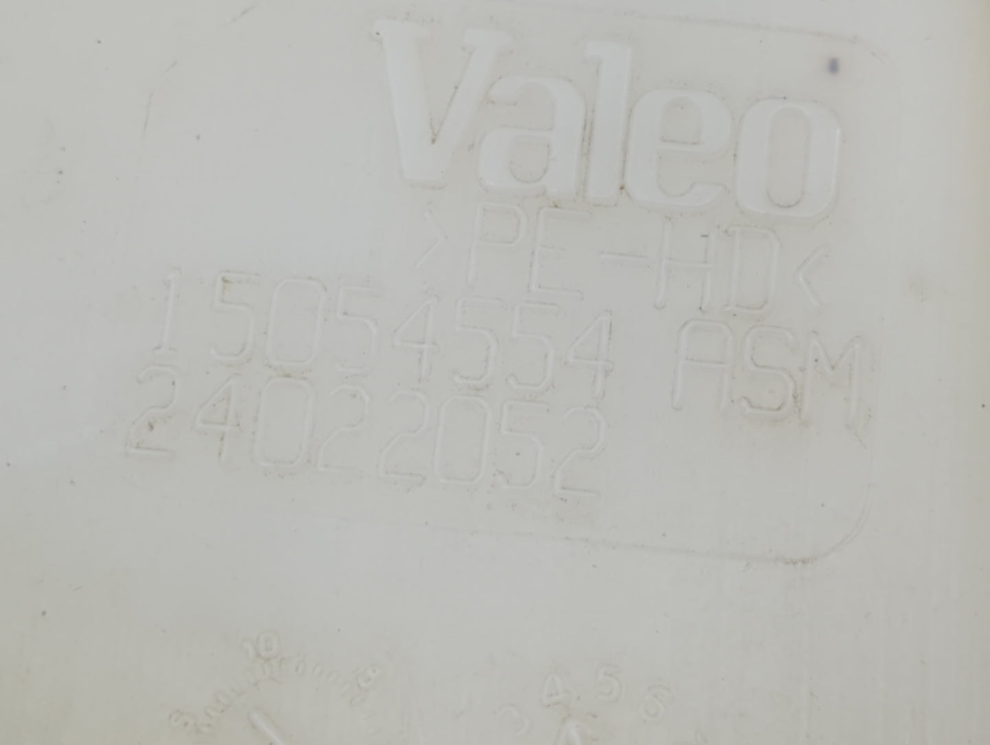 2003 Chevrolet Express 2500 Windshield Washer Fluid Reservoir Bottle Oem - Oemusedautoparts1.com