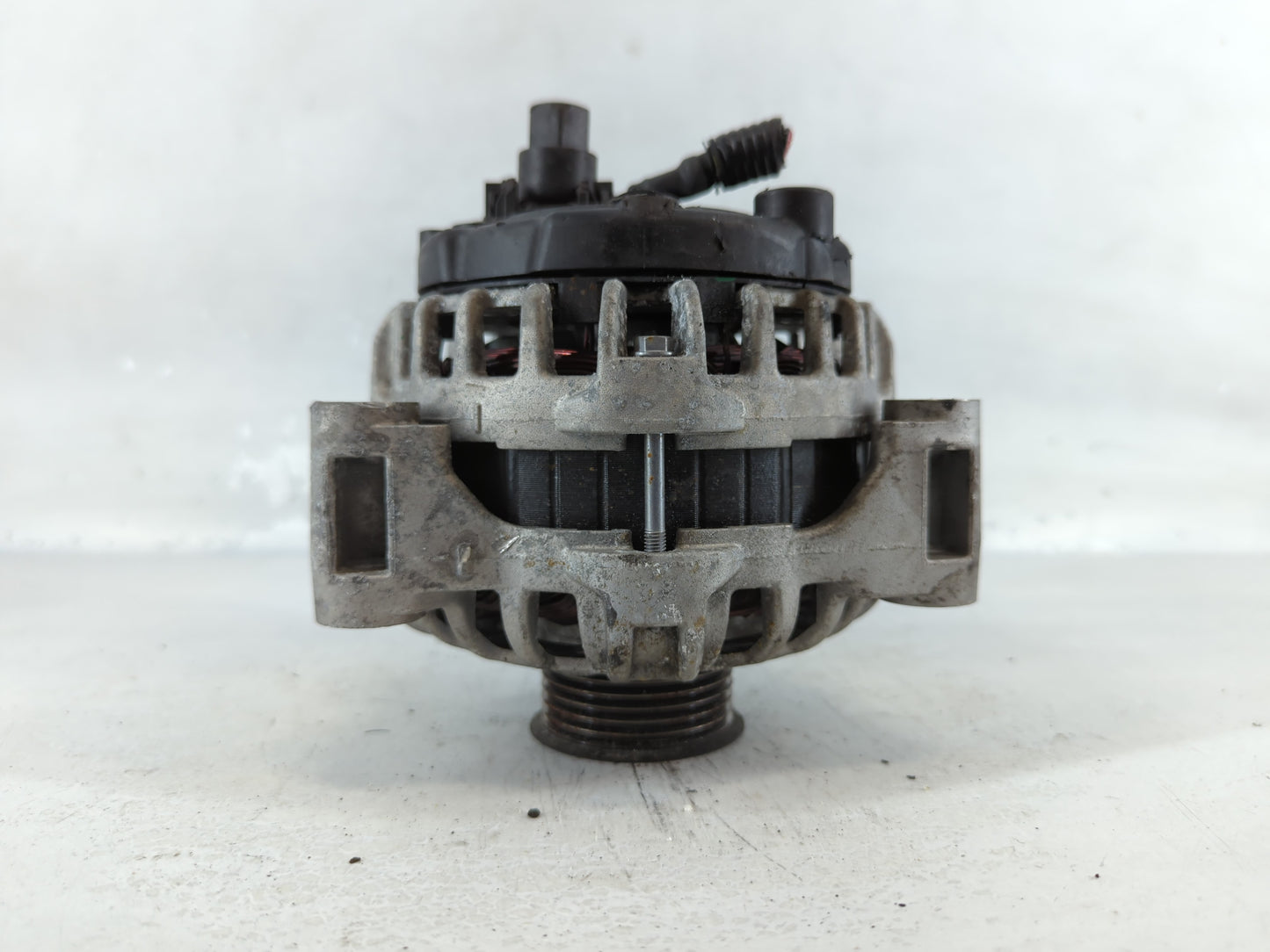 2017-2021 Chevrolet Express 2500 Alternator Replacement Generator Charging Assembly Engine OEM P/N:84206550 F 000 BL0 6N7 Fi