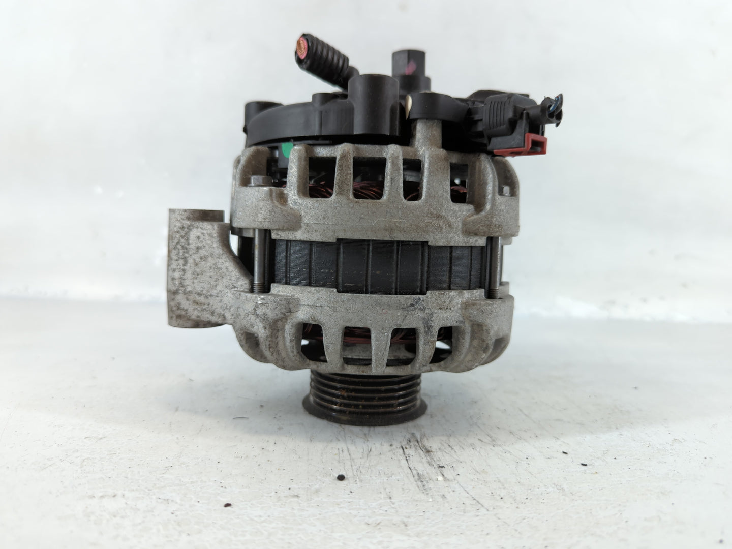 2017-2021 Chevrolet Express 2500 Alternator Replacement Generator Charging Assembly Engine OEM P/N:84206550 F 000 BL0 6N7 Fi