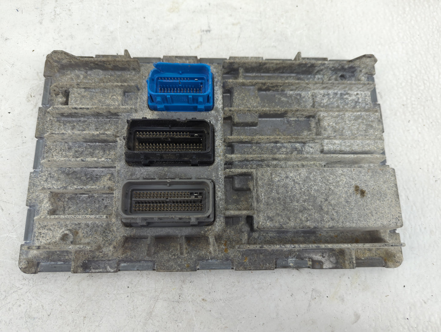 2021 Chevrolet Express 3500 PCM Engine Control Computer ECU ECM PCU OEM P/N:12711994 Fits Fits 2020 2022 OEM Used Auto Parts