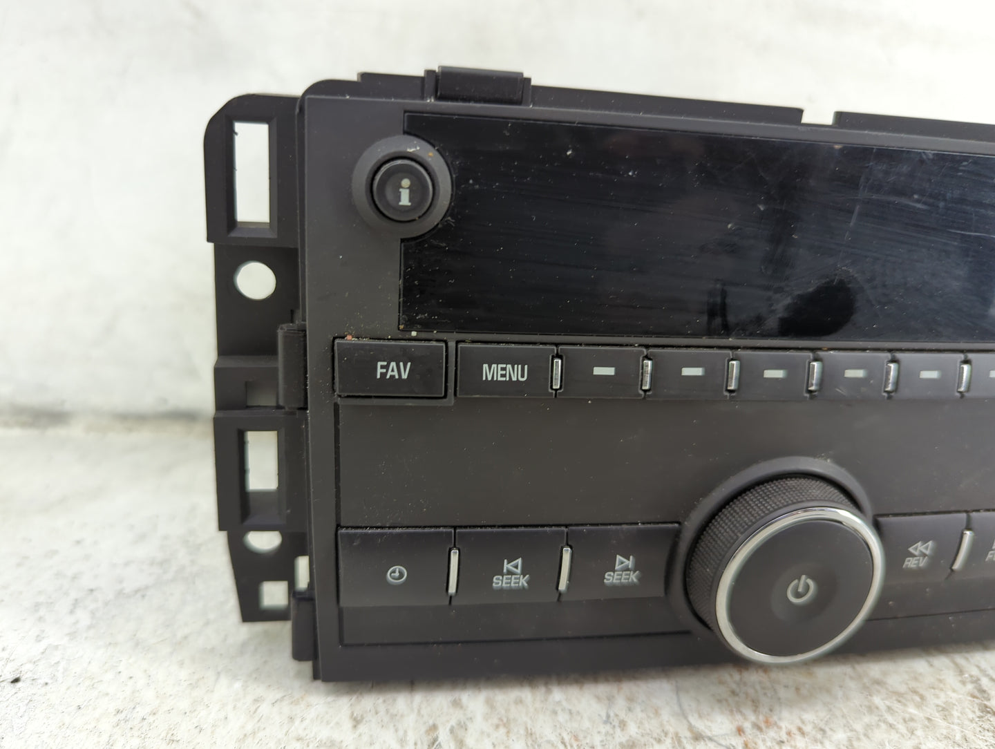 2015-2021 Chevrolet Express 3500 Radio AM FM Cd Player Receiver Replacement P/N:23475277 28435272 Fits OEM Used Auto Parts -
