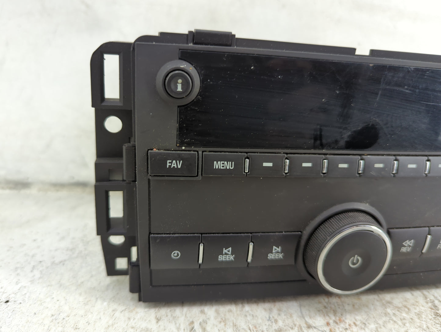 2015-2021 Chevrolet Express 3500 Radio AM FM Cd Player Receiver Replacement P/N:23475277 28435272 Fits OEM Used Auto Parts -