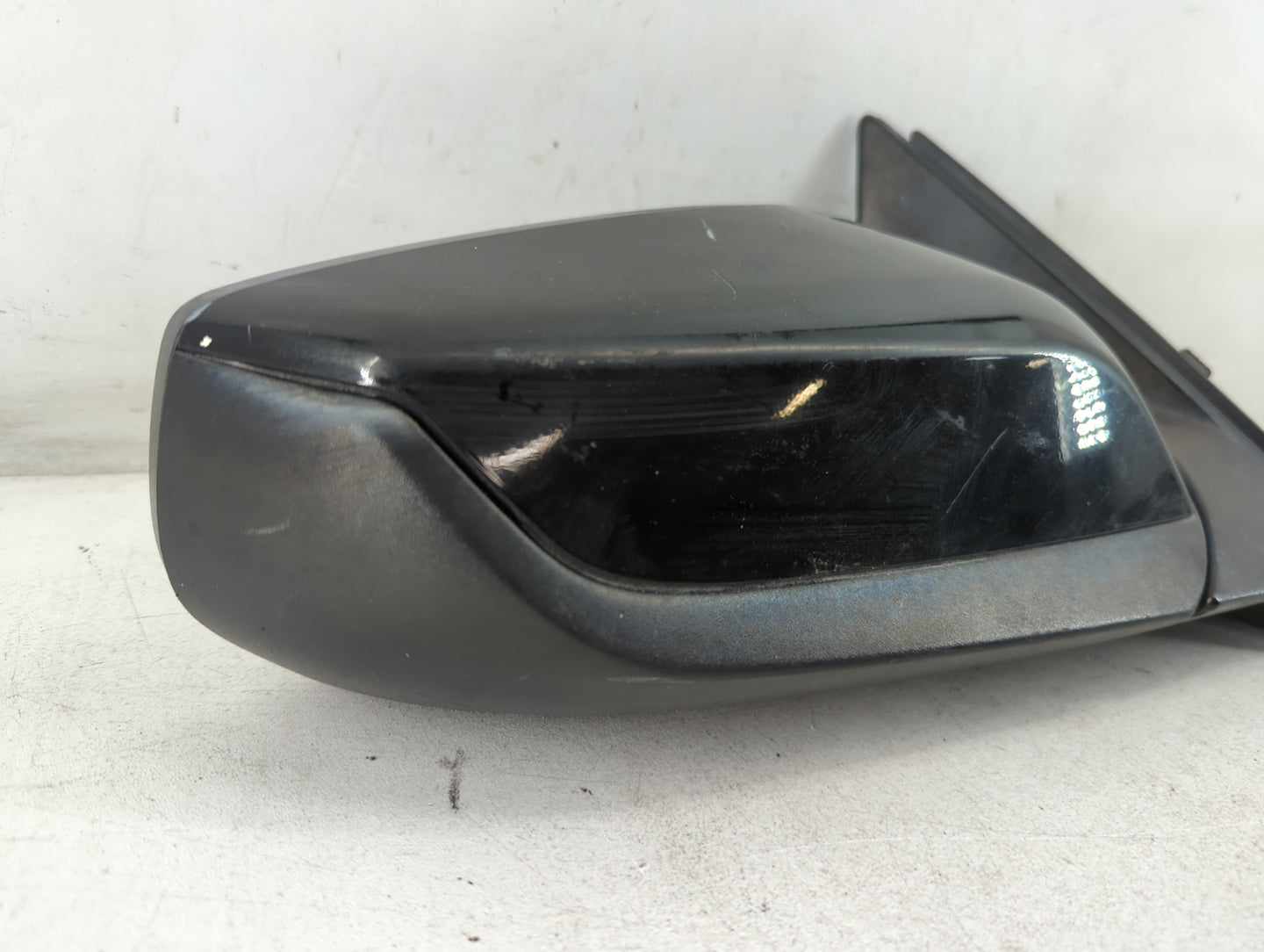2016-2021 Chevrolet Malibu Passenger Side View Mirror - Right Door Mirror OEM Used - Oemusedautoparts1.com