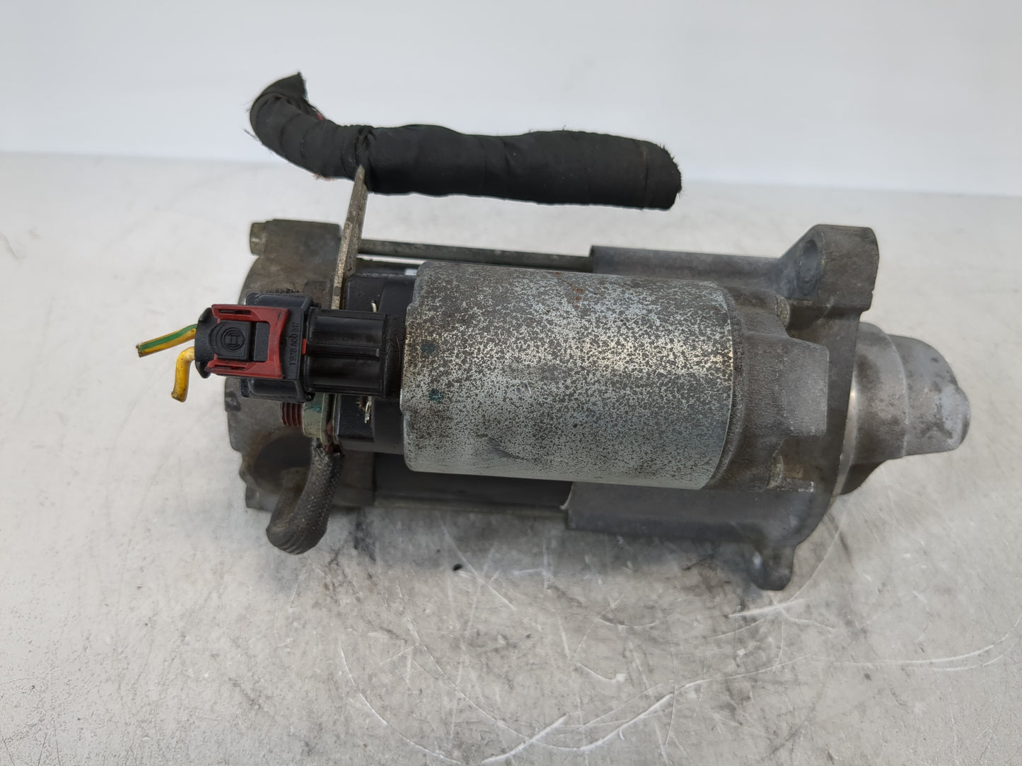 2017-2021 Chevrolet Malibu Car Starter Motor Solenoid OEM P/N:12680615 Fits Fits 2017 2018 2019 2020 2021 2022 OEM Used Auto