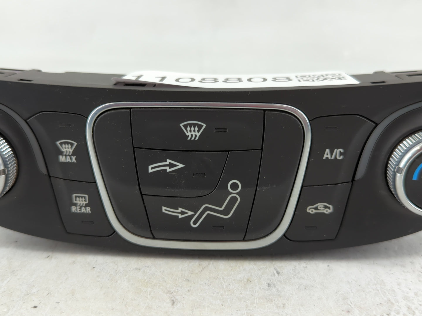 2019-2021 Chevrolet Malibu Climate Control Module Temperature AC/Heater Replacement Fits Fits 2019 2020 2021 OEM Used Auto P