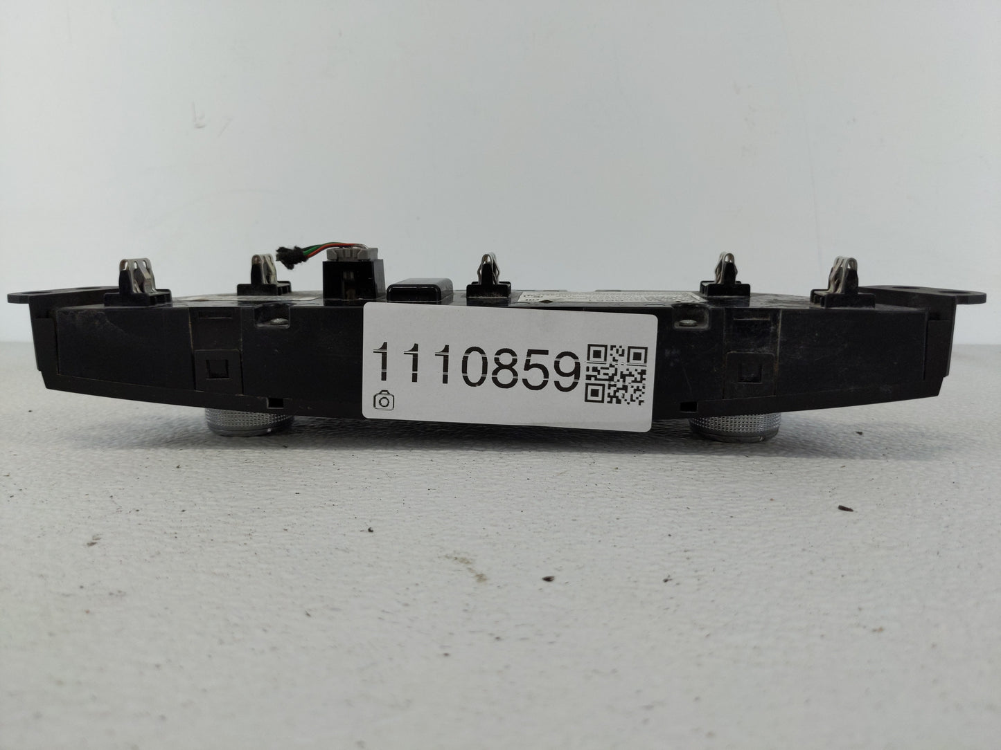 2021 Chevrolet Malibu Climate Control Module Temperature AC/Heater Replacement P/N:84426651 Fits OEM Used Auto Parts - Oemus