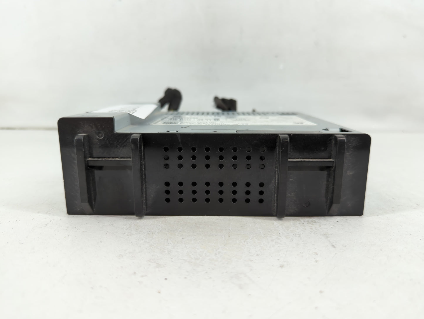 2019-2021 Chevrolet Malibu Radio AM FM Cd Player Receiver Replacement P/N:84950419 Fits Fits 2019 2020 2021 OEM Used Auto Pa